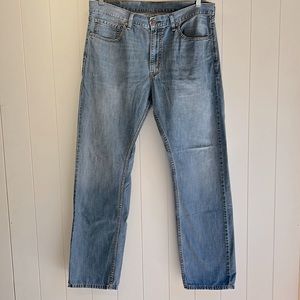 Levi’s 505 Denim Blue Jeans 100% Cotton Broke In light Wash Fade Lines